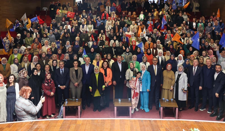 Sakarya’yı her alanda hizmetlerle buluşturmak için kararlılıkla çalışıyoruz