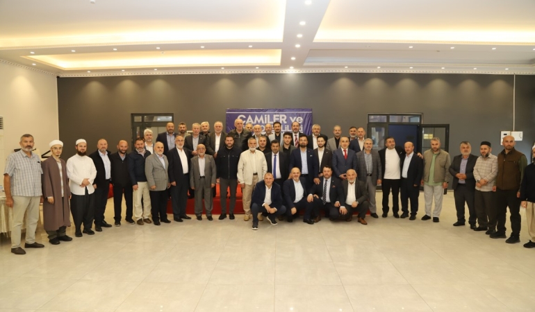 BAŞKAN İRFAN PÜSKÜLLÜ DİN GÖREVLİLERİ VE AİLELERİYLE BULUŞTU