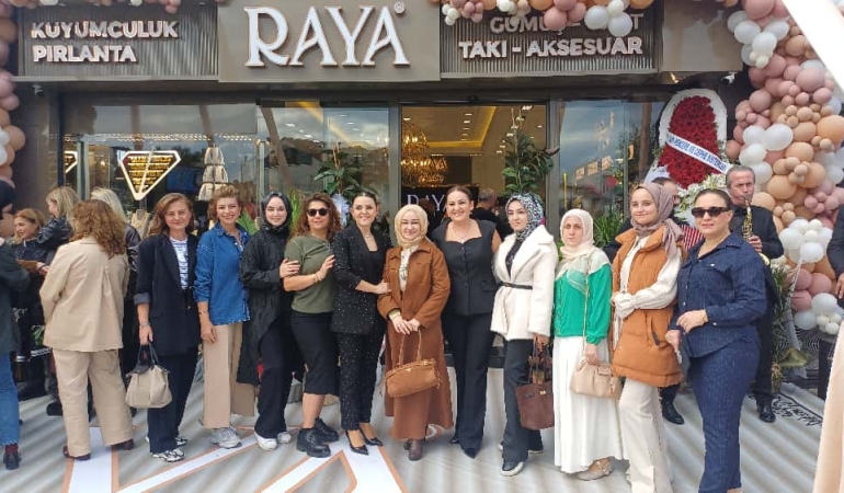 Serdivan’da ışıltılı bir açılış; Raya Kuyumculuk hizmete girdi
