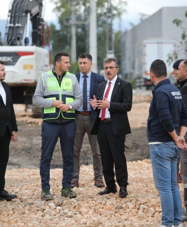 ERENLER DE ÇALIŞMALAR HIZ KESMİYOR YIL SONUNA KADAR 30 BİN TON ASFALT ATILACAK (7)