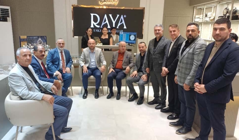 MHP Sakarya’dan “Derdiniz Derdimizdir” Vurgusu: Ziyaretler Serdivan ASEM Mobilyacılar Çarşısı’ndan Başladı