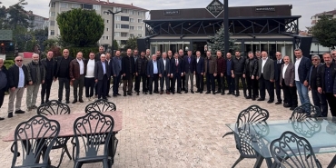 thumbnail_BAŞKAN ŞENOL DİNÇ, SAKARYA DÜŞÜNCE VE DAYANIŞMA PLATFORMU İLE BULUŞTU (2)