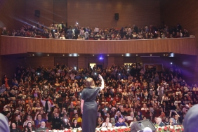 Serdivan Belediyesi Kültür ve Sanat’tan Kadınlara Özel Yeşilçam Şarkıları Konseri 2 thumbnail_yeşilçam 5