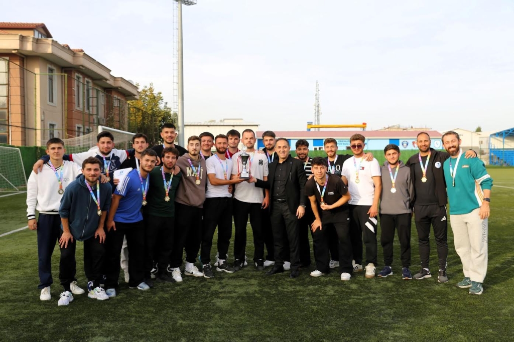 SUBÜ ev sahipliğinde düzenlenen ÜNİLİG Futbol Bölge Şampiyonası tamamlandı