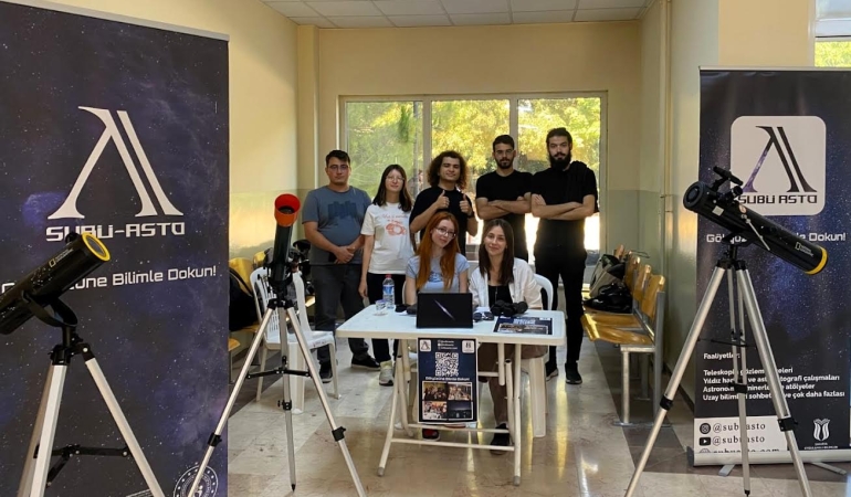 Öğrenci toplulukları stantlarda çalışmalarını tanıttı