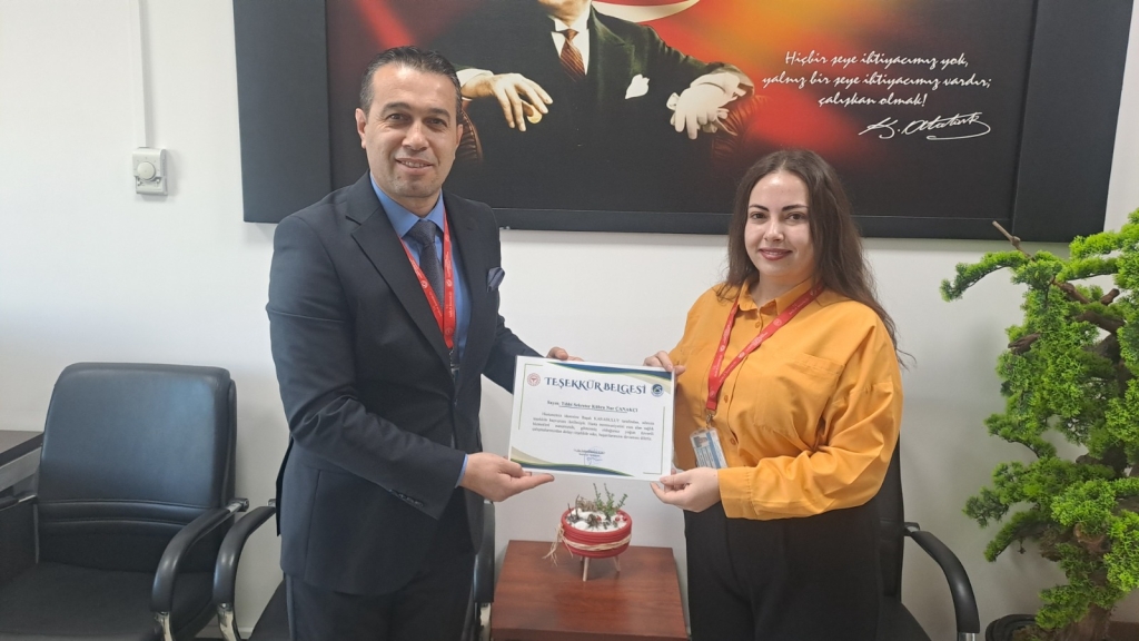 Sakarya Eğitim ve Araştırma Hastanesi’nde Personellere Teşekkür Belgesi Ödülü