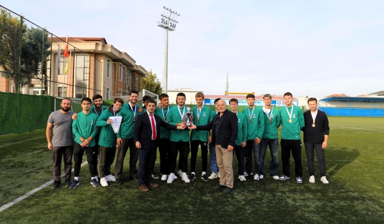 SUBÜ ev sahipliğinde düzenlenen ÜNİLİG Futbol Bölge Şampiyonası tamamlandı