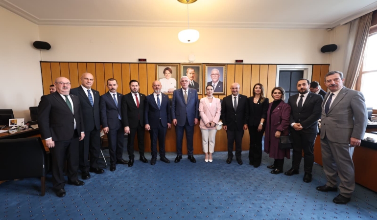 İYİ Parti Sakarya heyetinden Ankara çıkarması  Genel Başkan Dervişoğlu Sakarya’ya mesaj yolladı: “Sakarya da Türkiye de İYİ olacak”