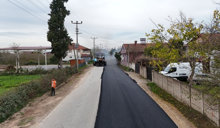 Büyükşehir Hendek’te seferber oldu: Kısa sürede tam 15 kilometre…