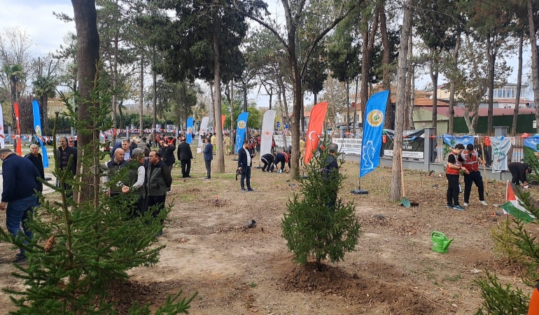 Sakarya’da Şehitler İçin Fidan Dikme Kampanyası Başlatıldı