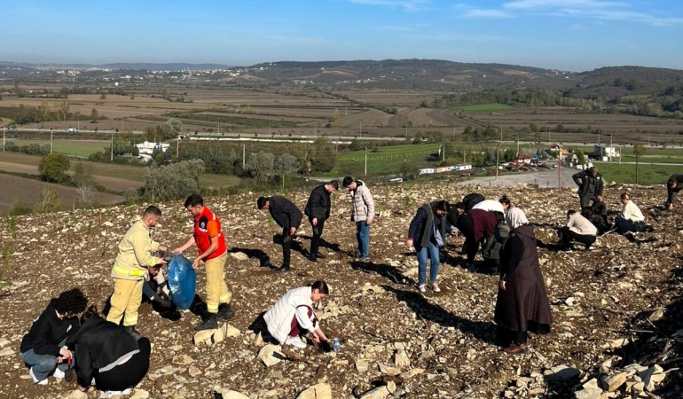 SUBÜ öğrencilerinden yeşil vatan seferberliği