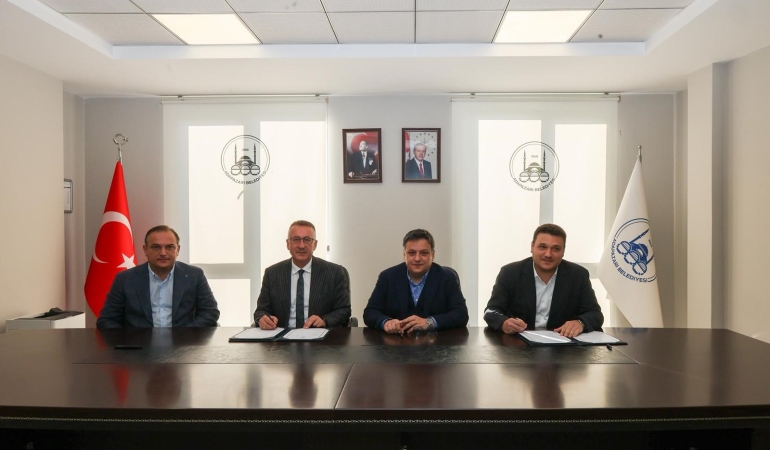 Adapazarı’na Yeni Sosyal Destek Merkezi: Kadın Konukevi Protokolü İmzalandı