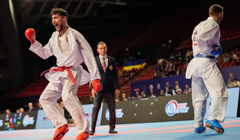 ca20ce97-7b6e-4d59-87c2-5e4638f49e7a