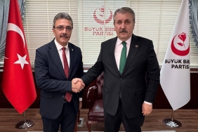 thumbnail_BAŞKAN ŞENOL DİNÇ GENEL BAŞKAN DESTİCİ’Yİ ZİYARET ETTİ (1)