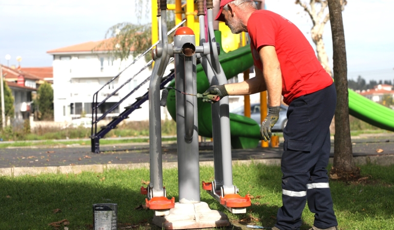 ERENLER’DE PARK VE BAHÇELERDE ÇALIŞMALAR HIZ KESMİYOR