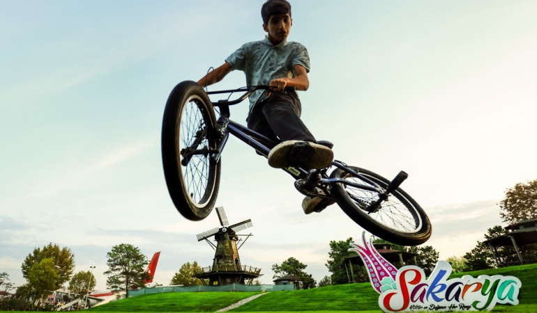 thumbnail_Mansiyon_Serdar_UYGUNOGLU_Kent_Park_Aktivite