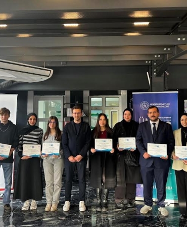 ÜNİDES projeli öğrenci topluluklarına teşekkür