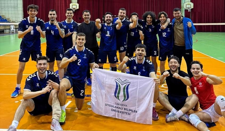 SUBÜ’den voleybolda çifte birincilik