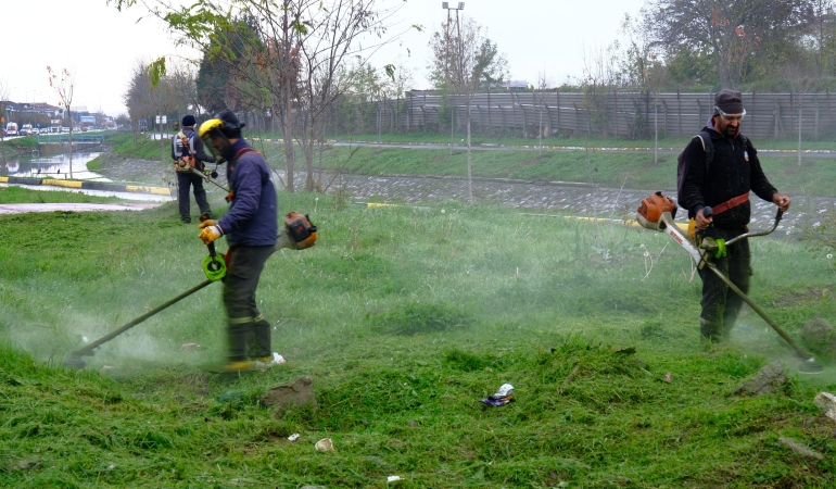 Arabacıalanı Mahallesi Fuzuli Caddesi’nde Çevre Düzenlemesi başlıklı haber ektedir.