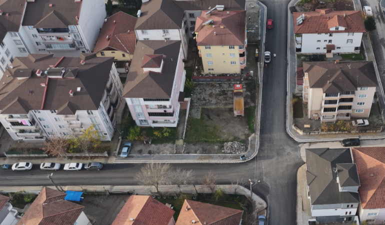 HENDEK’TE HİZMETLER SAHADA KARŞILIK BULUYOR