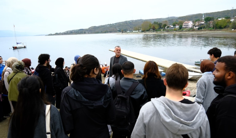 Sapanca Gölü’nde Anlamlı Farkındalık Etkinliği Gerçekleştirildi