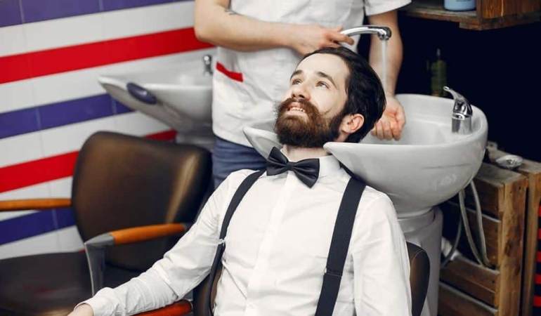 Tıraş, Cilt ve Saç: Düğün Hazırlığındaki Damatların Bakım Rehberi