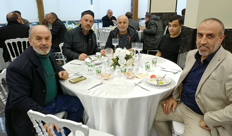 Cemil ve Nurşen Vuraloğlu ailesinin mutlu günü