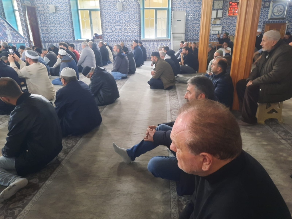 Hanlı Mahallesi’nde Hayırseverlerden Geniş Katılımlı Hayır Mevlidi