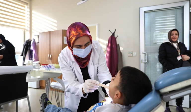 ERENLER BELEDİYESİ SAĞLIK VE AİLE DESTEK HİZMETLERİ YIL BOYUNCA BİNLERCE VATANDAŞA ULAŞTI