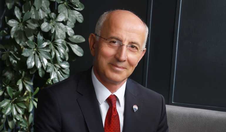 Sakarya’da gayrimenkul sektörünün kurumsal mimarı Turan Çakar anlatıyor