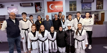 c01386d2-3c24-4dbd-9ad0-fbb0c3a22d3b