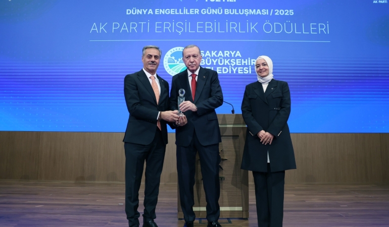 Sakarya’nın toplu taşımada engelleri kaldıran uygulamasına Cumhurbaşkanı Erdoğan’dan ödül