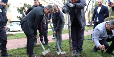 thumbnail_BAŞKAN ŞENOL DİNÇ “DAHA YEŞİL BİR ERENLER İÇİN ÇALIŞIYORUZ” (2)