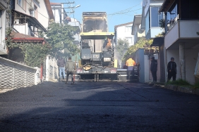 thumbnail_ERENLER BELEDİYESİ ASFALTTA HIZ KESMİYOR (2)