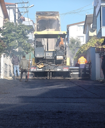 thumbnail_ERENLER BELEDİYESİ ASFALTTA HIZ KESMİYOR (2)