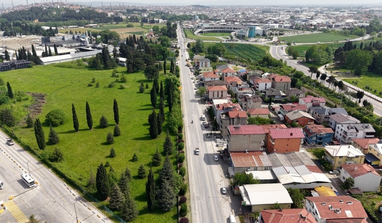 Başkan Alemdar açıkladı: Atatürk Caddesi modern yüz  Arifiye’nin merkezi Büyükşehirle sil baştan yenileniyor