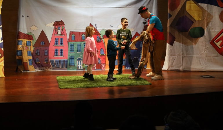 Büyükşehir, Ocak ayında bin 500 çocuğu tiyatroyla buluşturdu