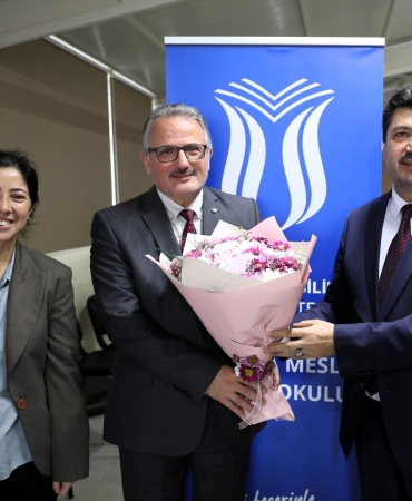 Sapanca MYO’nun yeni müdürü Doç. Dr. Boz oldu