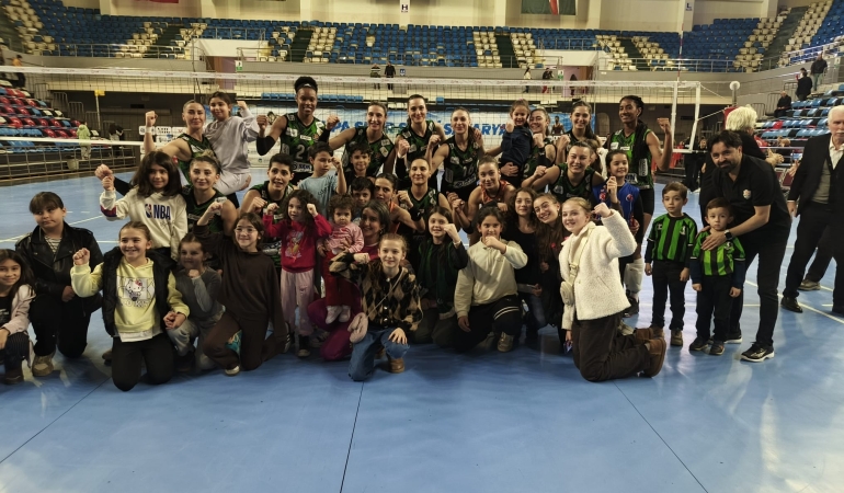 SULTANLARIMIZ TARİH YAZDI: PLAY-OFF’TAYIZ! 3-0