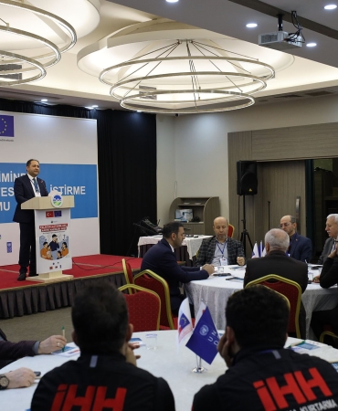 ac108561-036a-49f2-b420-fbf58d0e7147