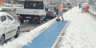 c77248f7-87b6-4c30-986c-4c3400d3f5cb