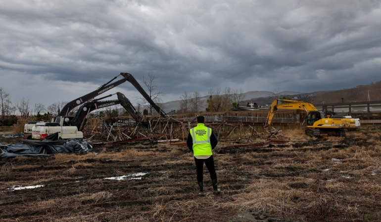 SASKİ paylaştı: “6 kilometrelik hatta kaçak iskele ve yapılar kaldırıldı”