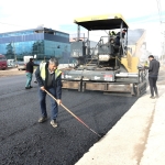 thumbnail_ERENLER’DE O CADDE ASFALT İLE YENİLENİYOR (1)