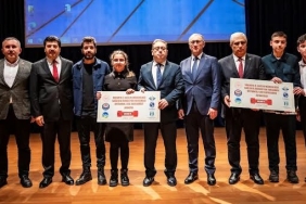 Sağlıkta İnovasyon Yarışması’nda İkincilik ödülü SUBÜ takımı Vita Grup’un