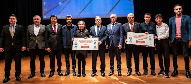 Sağlıkta İnovasyon Yarışması’nda İkincilik ödülü SUBÜ takımı Vita Grup’un