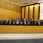 4c9dcc5eb9204761ab765a05d1828f37dbc7cec386fc4bd69c763c6bda995dd9