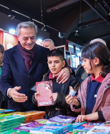 8edc46d5-0909-4fce-81ed-de91dd913943