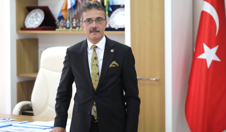 Erenler Belediye Başkanı Şenol Dinç