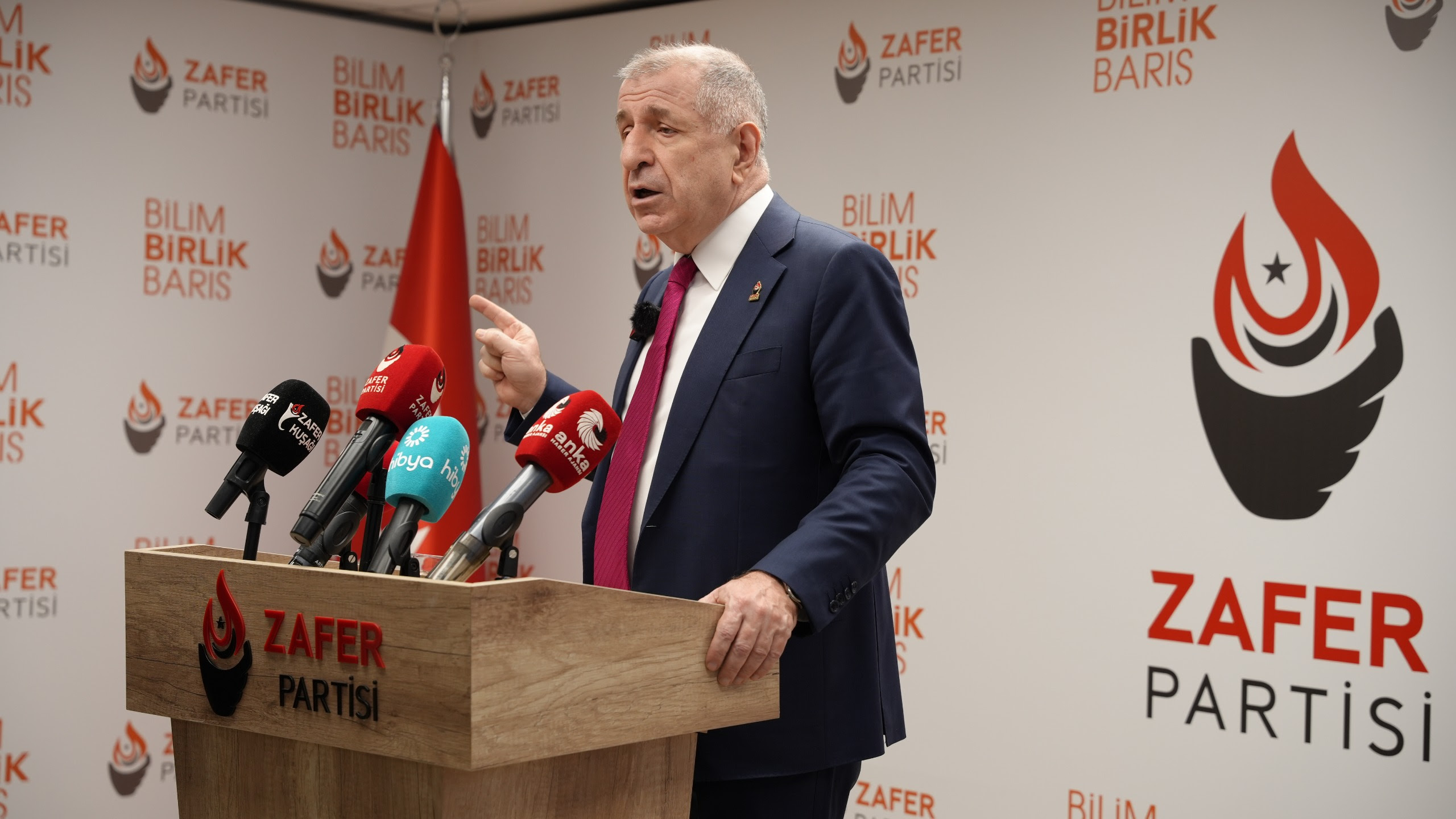 Prof. Dr. Ümit Özdağ