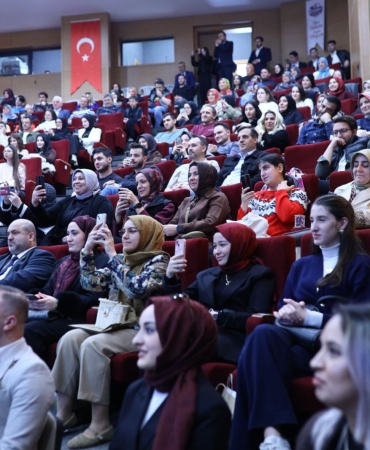 d3abc34d-3d88-4373-b46d-a8c9e010dcd1